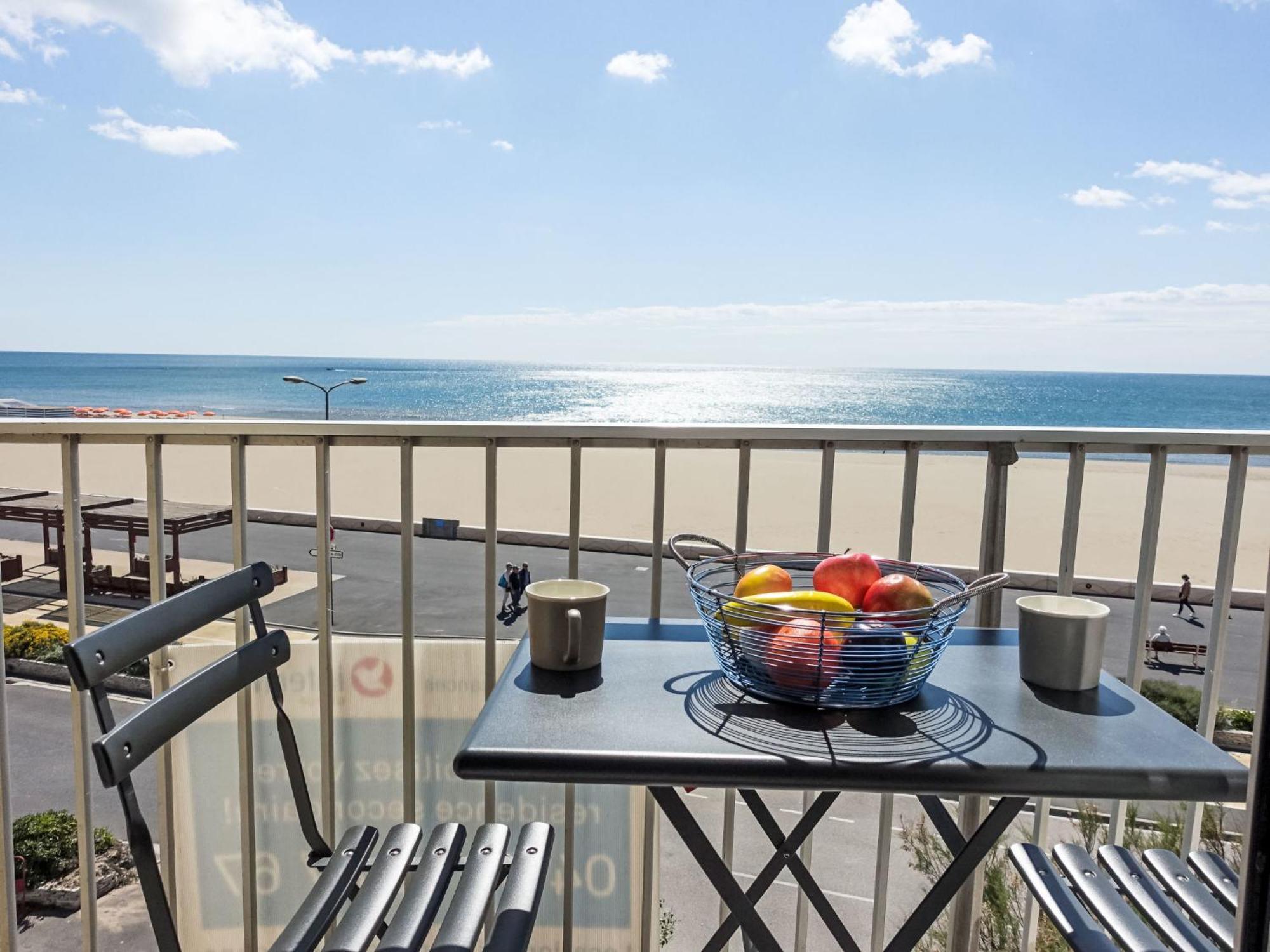 Apartment Les Romarins By Interhome Narbonne Plage Exterior foto